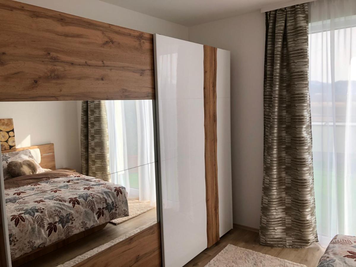 Tatra Billetee Apartman S Luxusnym Vyhladom Na Vysoketatry A Sukromnym Wellness Poprad Zewnętrze zdjęcie